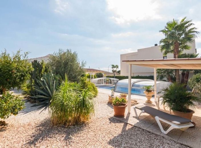 Image No.37-2 Bed Villa for sale