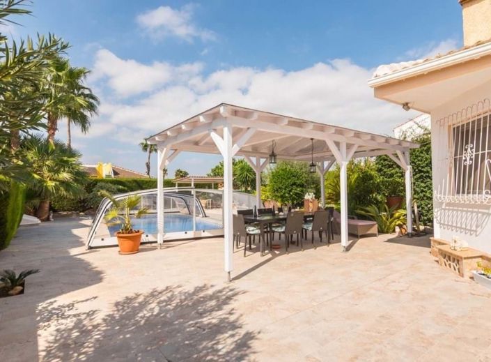 Image No.40-2 Bed Villa for sale