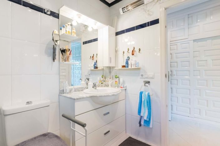 Image No.59-2 Bed Villa for sale