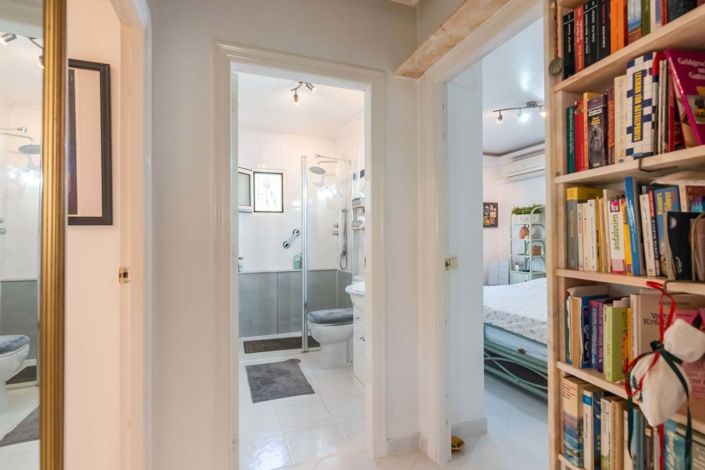 Image No.60-2 Bed Villa for sale