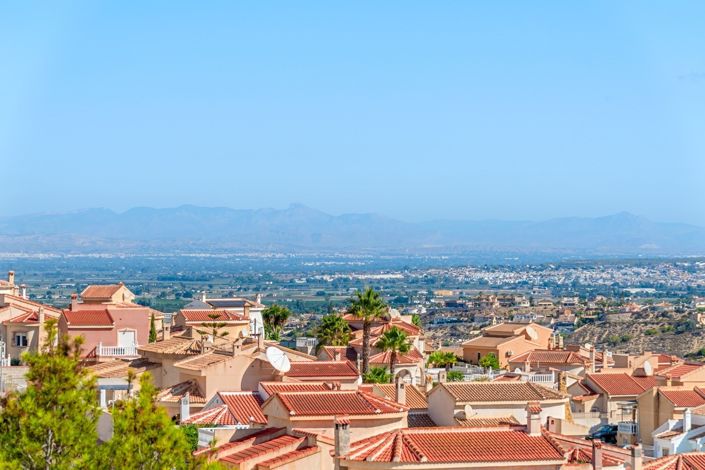 Image No.36-2 Bed Townhouse for sale