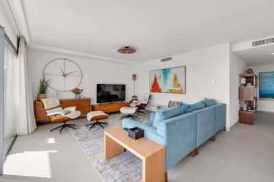 1447-646184-78d1f4f8b6655591b02d22fabb36a692d