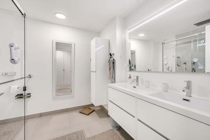 Image No.31-2 Bed Apartment for sale