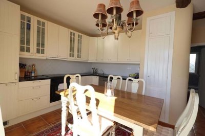 1447-647450-78d1f4f8b6655591b02d22fabb36a692d