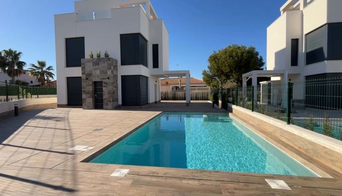 Image No.2-Villa de 3 chambres à vendre à Los Alcázares