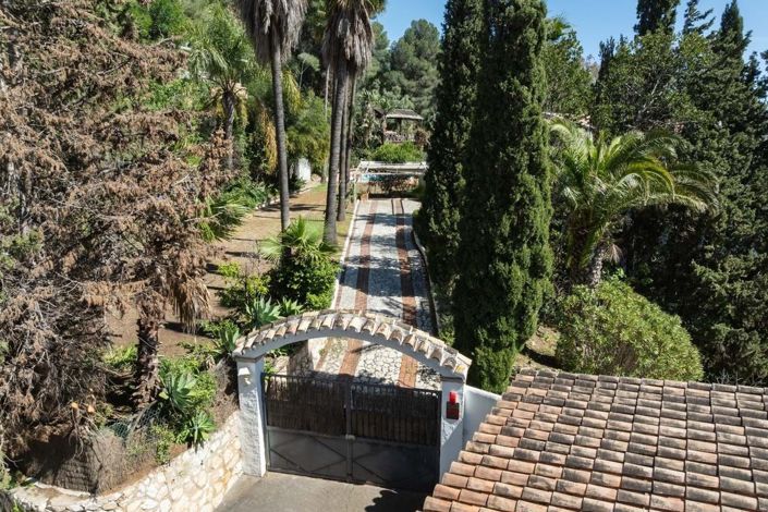 Image No.10-6 Bed Villa for sale