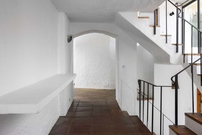 Image No.22-6 Bed Villa for sale