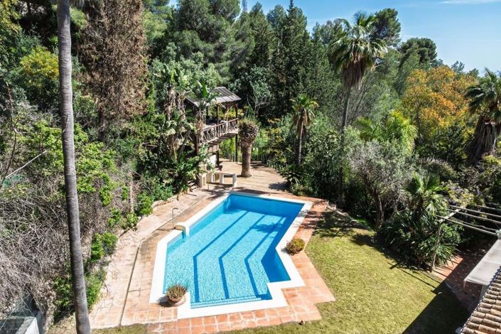 Image No.35-6 Bed Villa for sale