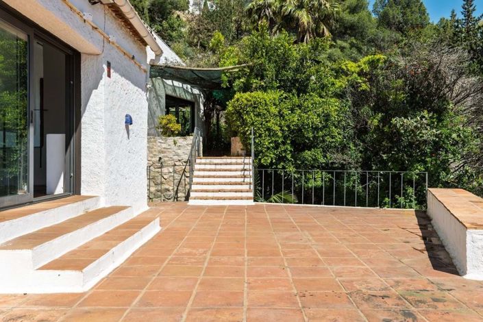 Image No.41-6 Bed Villa for sale