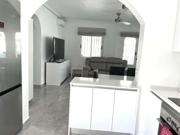 1447-647973-78d1f4f8b6655591b02d22fabb36a692d