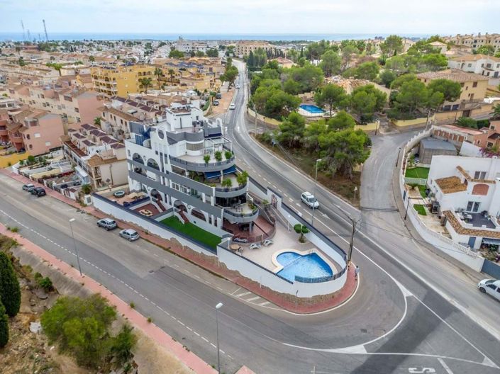 Image No.30-2 Bed Apartment for sale