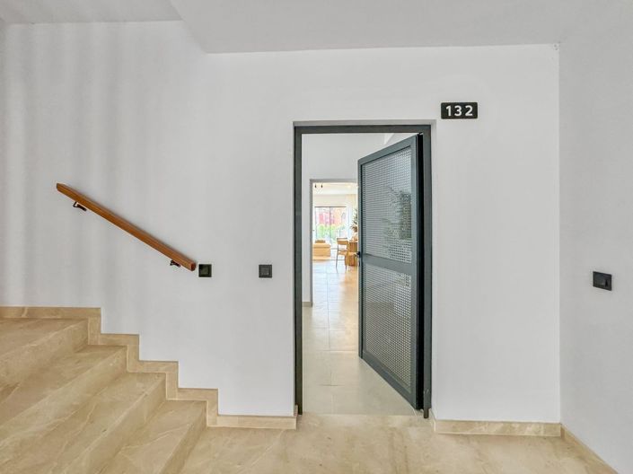 Image No.41-2 Bed Apartment for sale