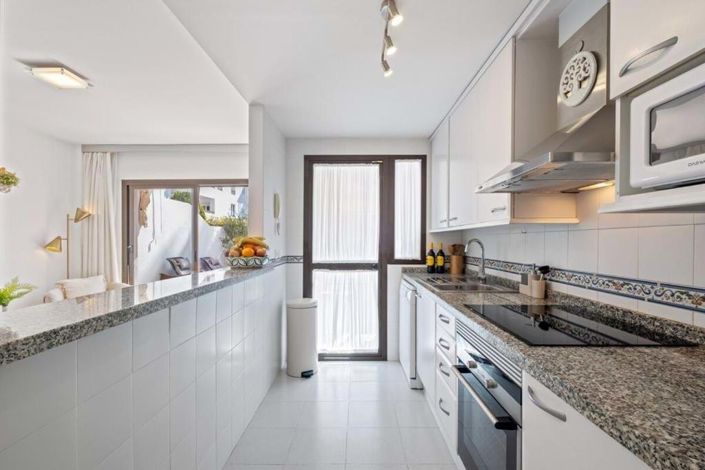 Image No.11-2 Bed Apartment for sale