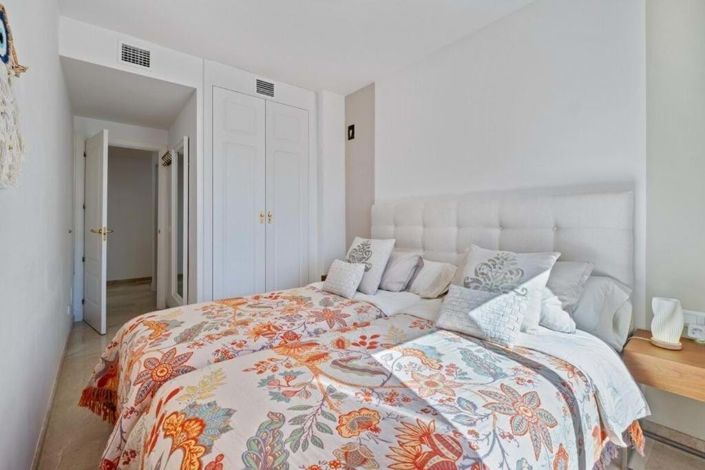 Image No.18-2 Bed Apartment for sale