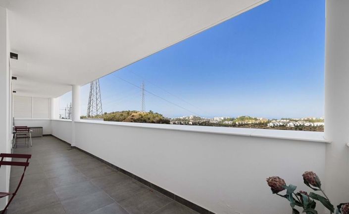 Image No.24-3 Bed Apartment for sale