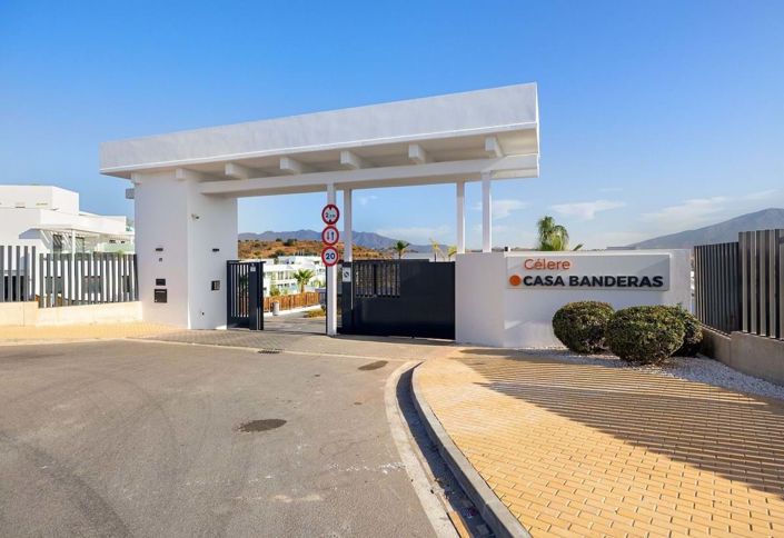 Image No.41-3 Bed Apartment for sale