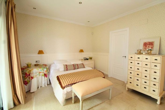 Image No.13-2 Bed Apartment for sale