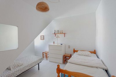 1447-648008-78d1f4f8b6655591b02d22fabb36a692d