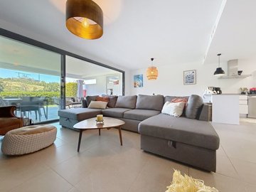 1447-647953-78d1f4f8b6655591b02d22fabb36a692d