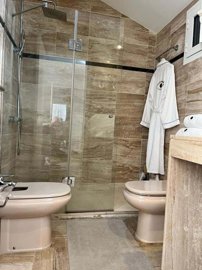 1447-648336-78d1f4f8b6655591b02d22fabb36a692d