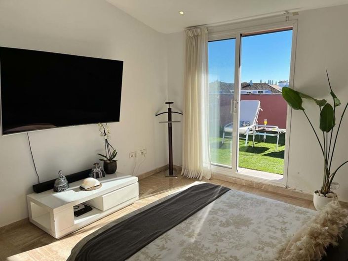 Image No.9-2 Bed Apartment for sale