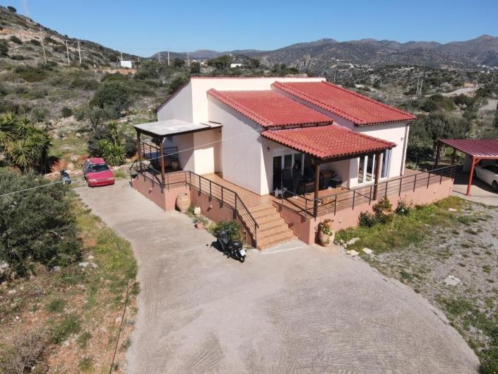 Image No.2-Maison / Villa de 2 chambres à vendre à Agios Nikolaos