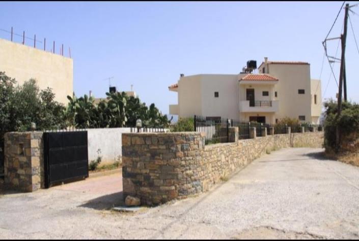Image No.2-Villa / Détaché de 5 chambres à vendre à Agios Nikolaos