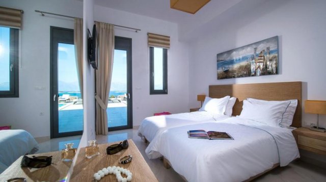 Image No.12-5 Bed Villa for sale