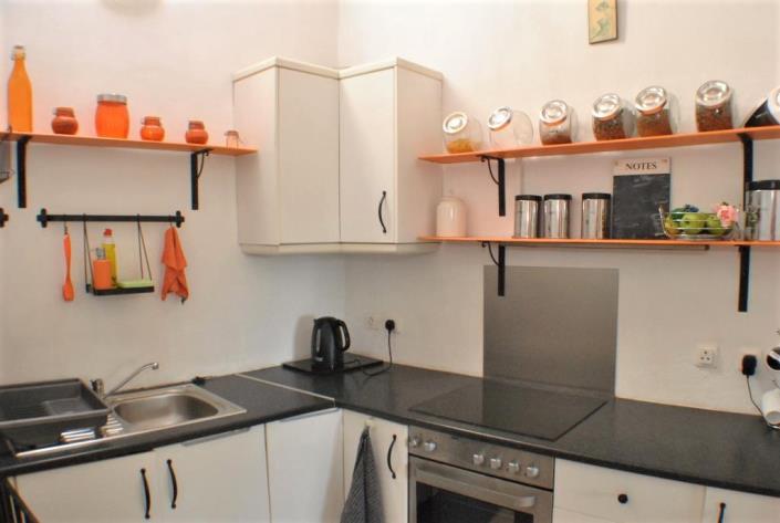 Image No.6-2 Bed House for sale