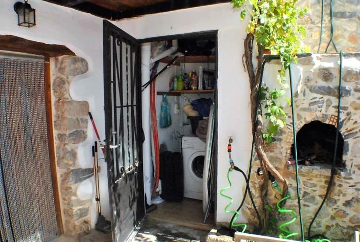 Image No.33-2 Bed House for sale