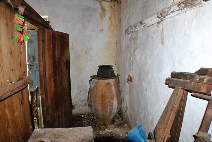 Image No.8-House for sale