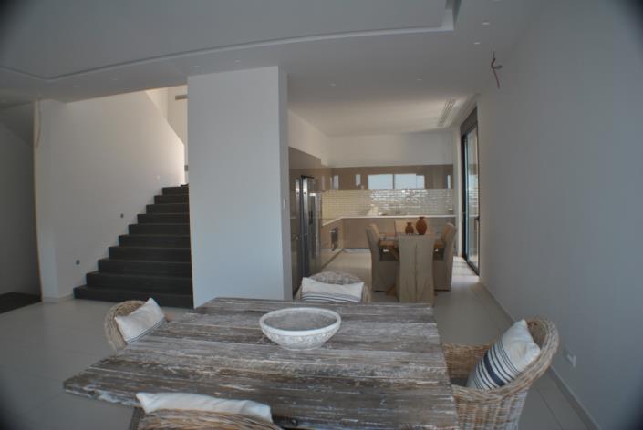 Image No.24-5 Bed Villa / Detached for sale