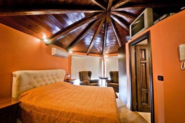 Image No.5-4 Bed Villa / Detached for sale