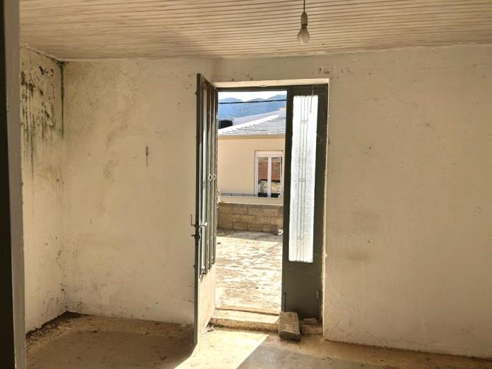 Image No.5-2 Bed House/Villa for sale