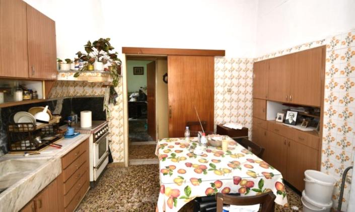 Image No.8-2 Bed House/Villa for sale