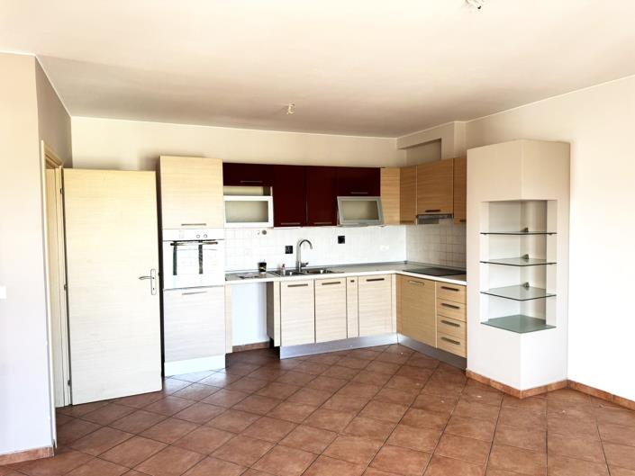 Image No.3-3 Bed Apartment for sale