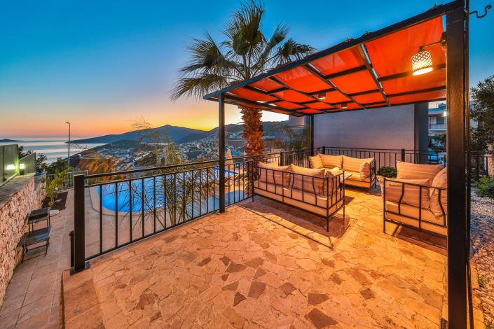 Image No.8-Villa / Détaché de 4 chambres à vendre à Kalkan