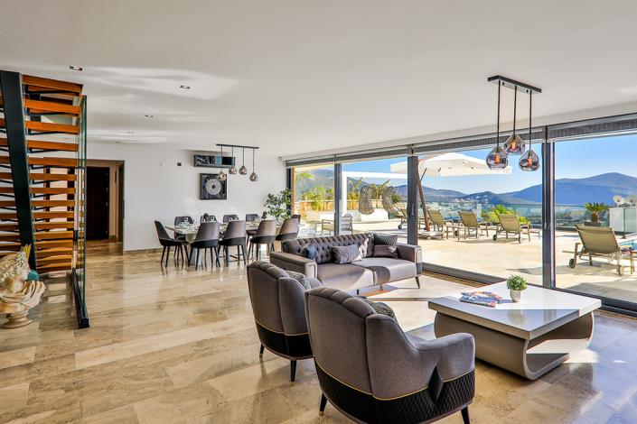 Image No.26-6 Bed Villa / Detached for sale