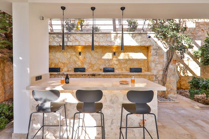 Image No.29-6 Bed Villa / Detached for sale