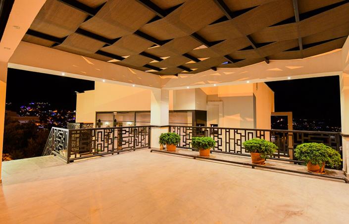 Image No.4-5 Bed Villa / Detached for sale