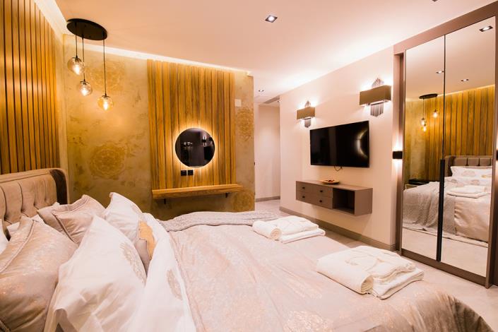 Image No.11-5 Bed Villa / Detached for sale