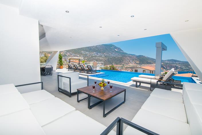 Image No.25-5 Bed Villa / Detached for sale