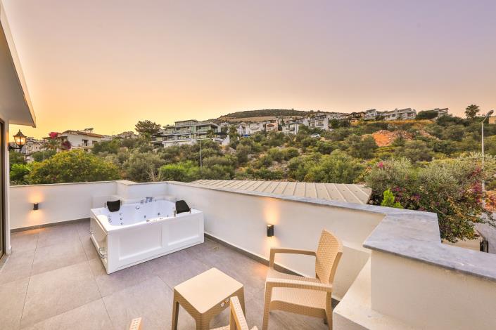 Image No.25-3 Bed Villa for sale