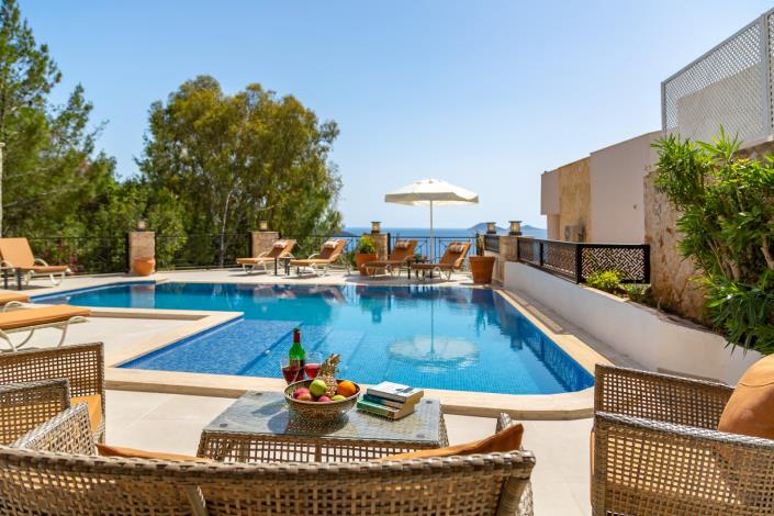 Image No.22-4 Bed Villa / Detached for sale