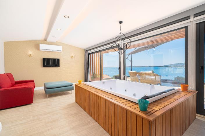 Image No.8-4 Bed Villa / Detached for sale