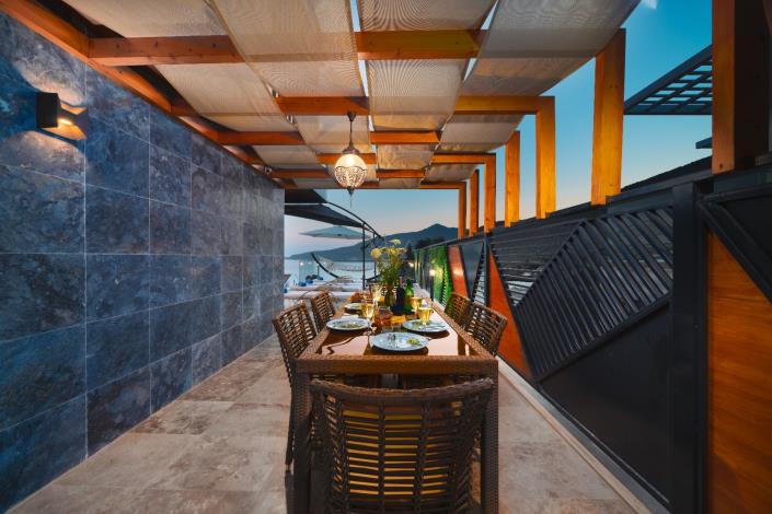 Image No.28-4 Bed Villa / Detached for sale