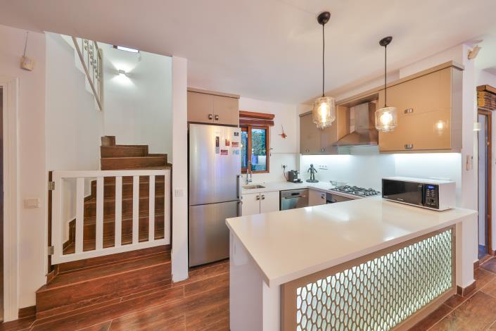 Image No.13-4 Bed Villa / Detached for sale