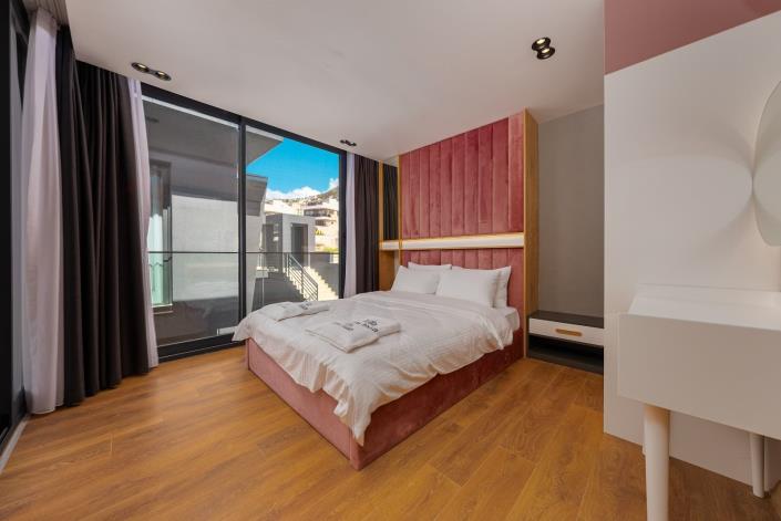 Image No.37-3 Bed Villa / Detached for sale