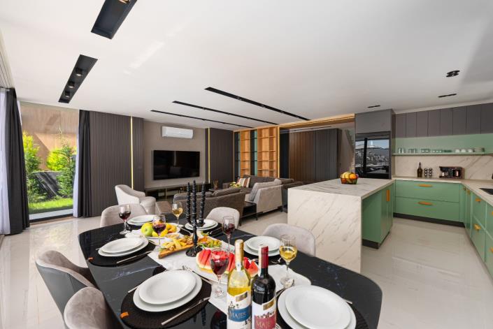 Image No.42-3 Bed Villa / Detached for sale