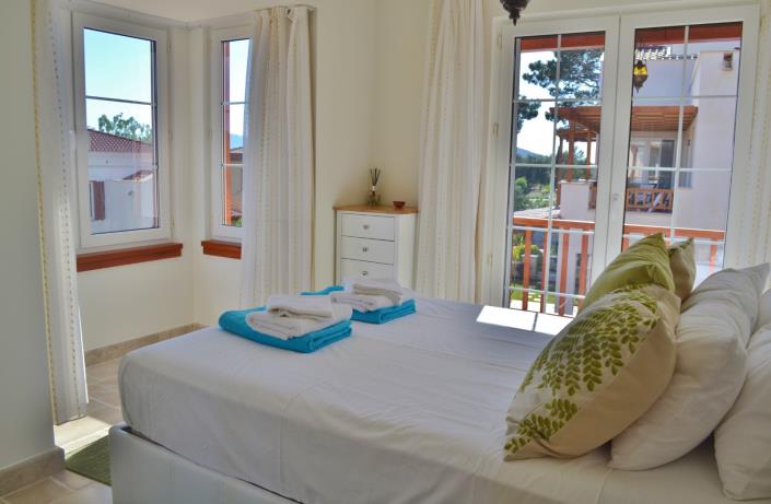 Image No.28-3 Bed Villa / Detached for sale